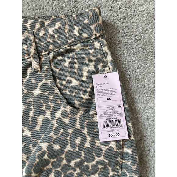Wild Fable Leopard Print Straight Leg Pants - Picture 3 of 10